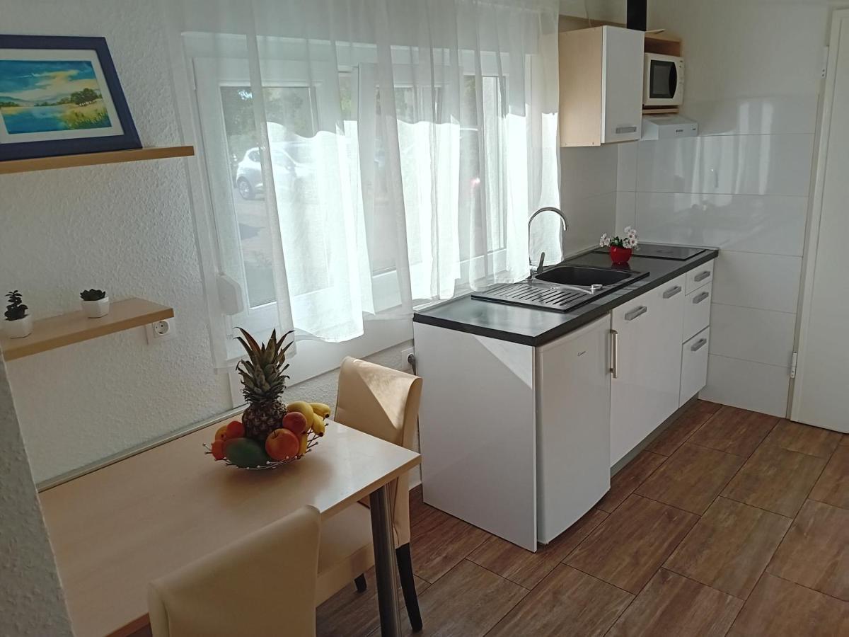 Apartment Nikol Пула Экстерьер фото